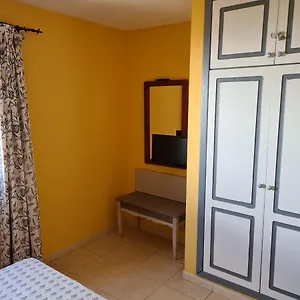 Oasis Royal F319 , Corralejo España